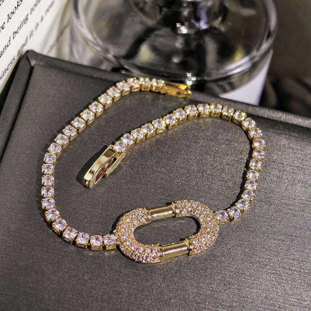 2024 New fashion princess bracelet bangle for women anniversary gift jewelry wholesale s8424 Z260313