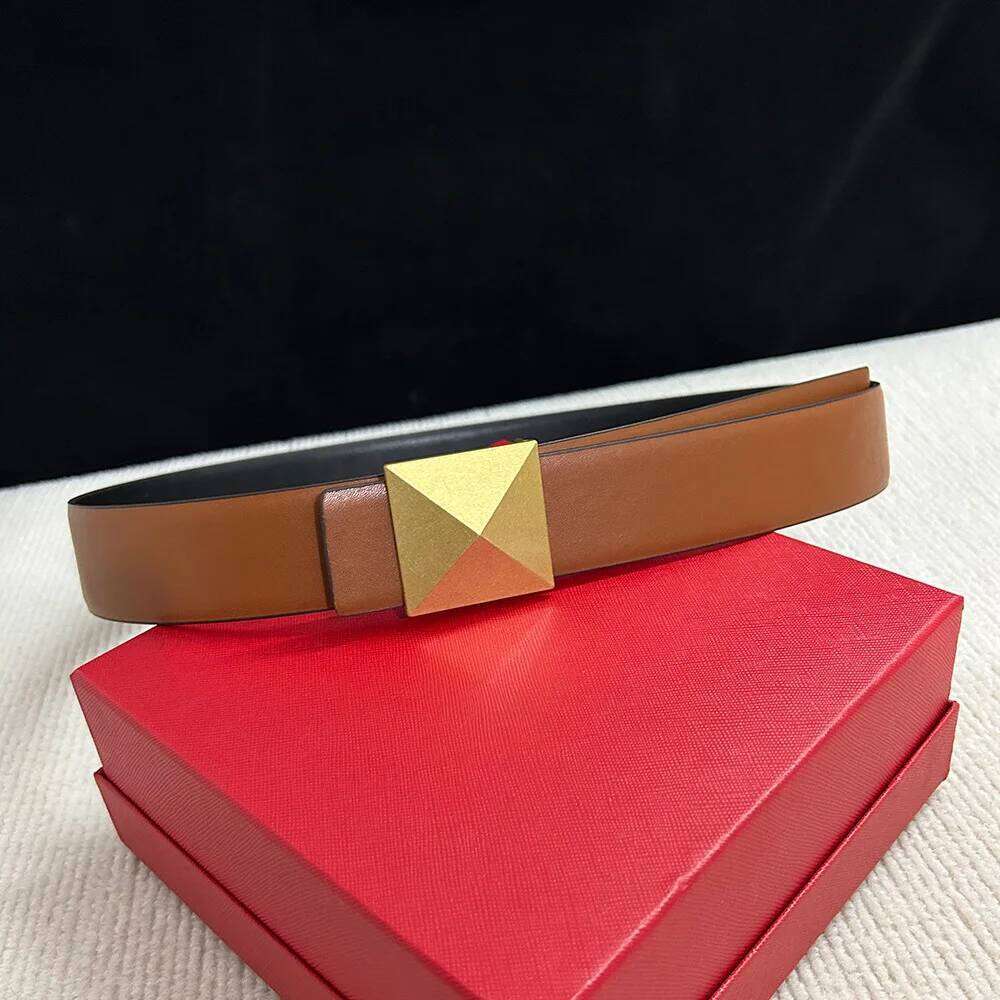 New Luxury Brand ladies Wide 4cm Reversible Leather belt Women Design Belts for women Waist Chic Dress Party Belt jeans Z260226