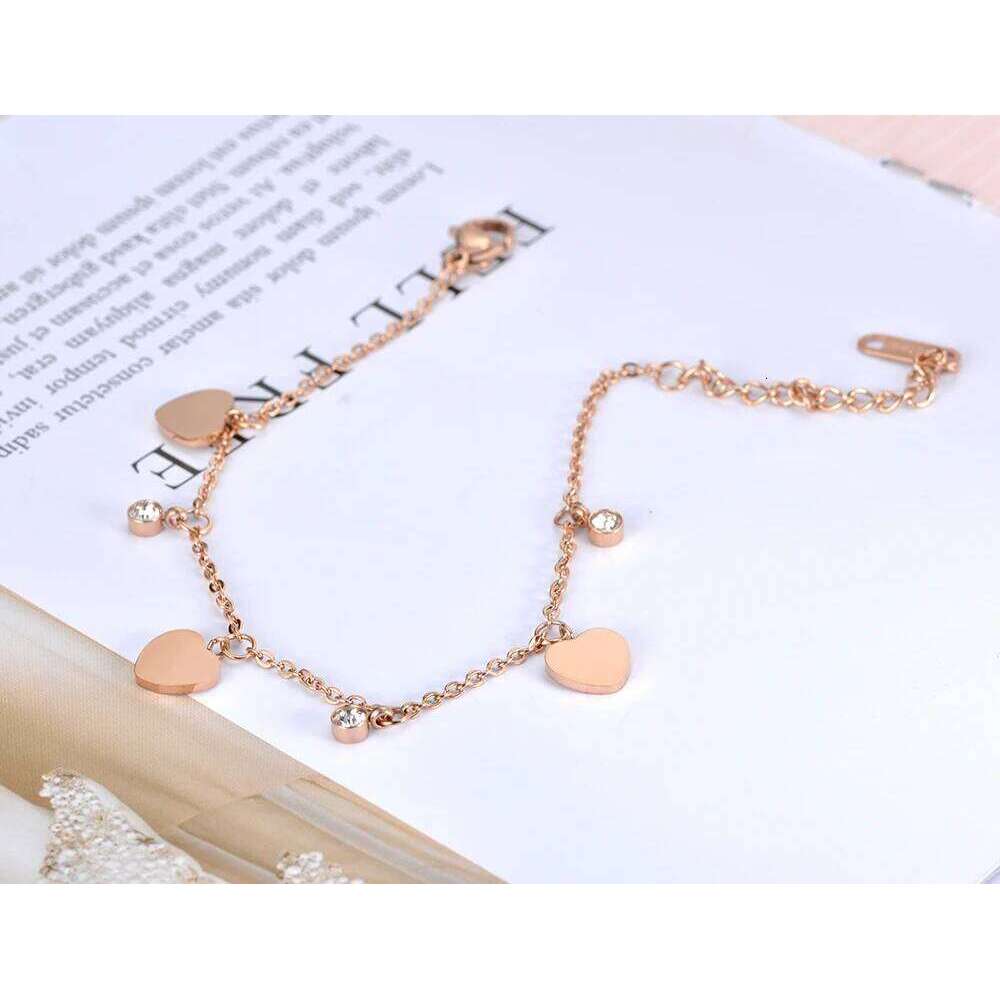 Lokaer Simple Heart Charm With Crystal Anklets for Women Stainless Steel Waterproof Ankle Bracelet Summer Beach Jewelry A19027 Z260313