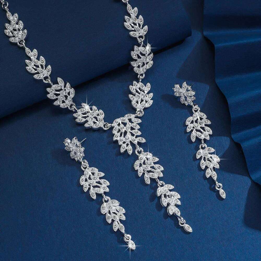 3PC women's fashionable and trendy temperament, leaf floral necklace, earrings, jewelry set, wedding banquet party, holiday gift Z260313