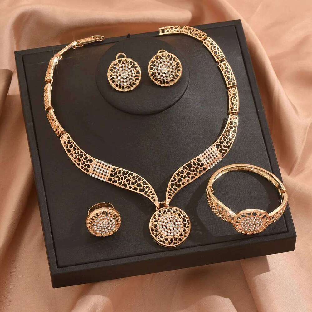 Luxury Gold Jewelry Set Women Necklace Earrings Bracelet Ring Fashion Party Wedding Accessories Z260313