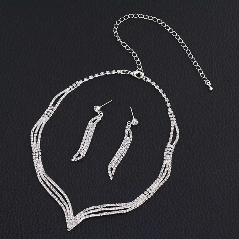 Women's Elegant Set Vintage Dress Earrings and Necklace for Birthday Valentine's Day Gift Z260313