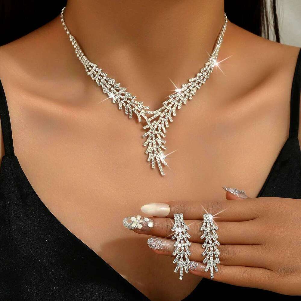 3 Pieces of WOMEN'S Trendy Claw Chain Series Leaf Earrings Necklace Jewelry Set, Wedding Banquet Party Holiday Gifts 1699 Z260313