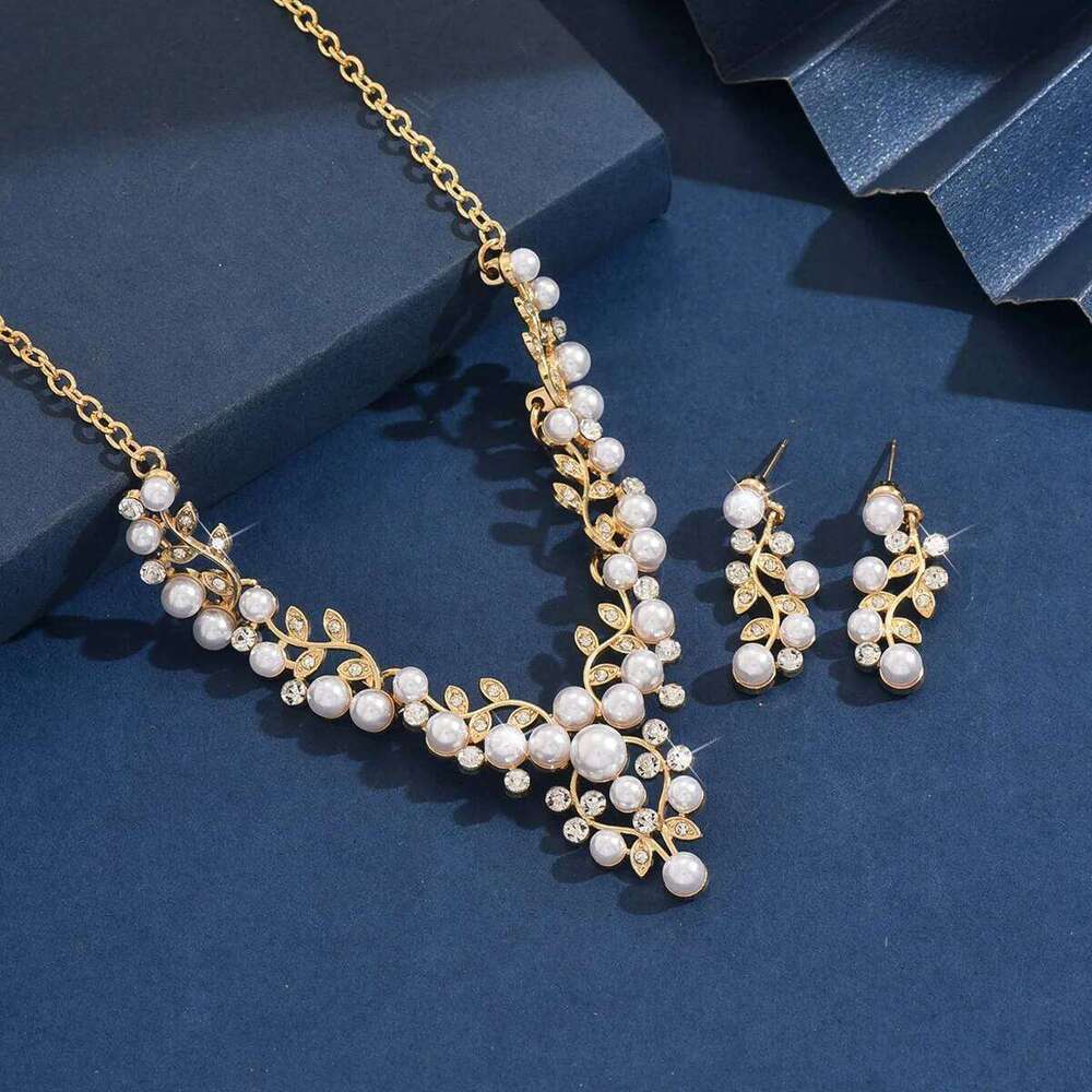 Vintage Pearl Rhinestone Necklace Earrings Set Women's V-Neck Floral Jewelry for Wedding Party Bridal Prom Dress Accessory Gift Z260313