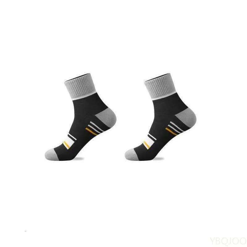 5 Pairs Lightweight breathable Mid-calf Spring Autumn men Thin Fashionable versatile Sports Socks Z260314