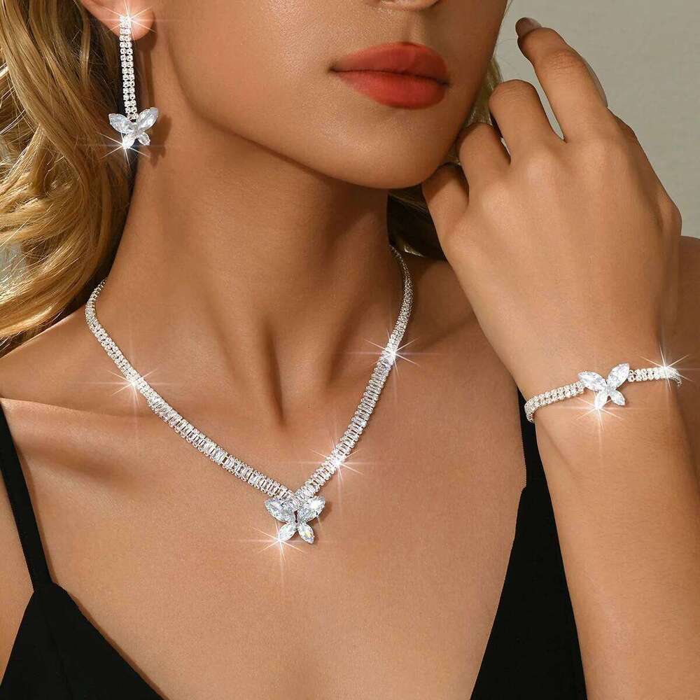 Elegant retro socialite style playful super sparkling butterfly collarbone chain ear high-quality two-piece set Z260313