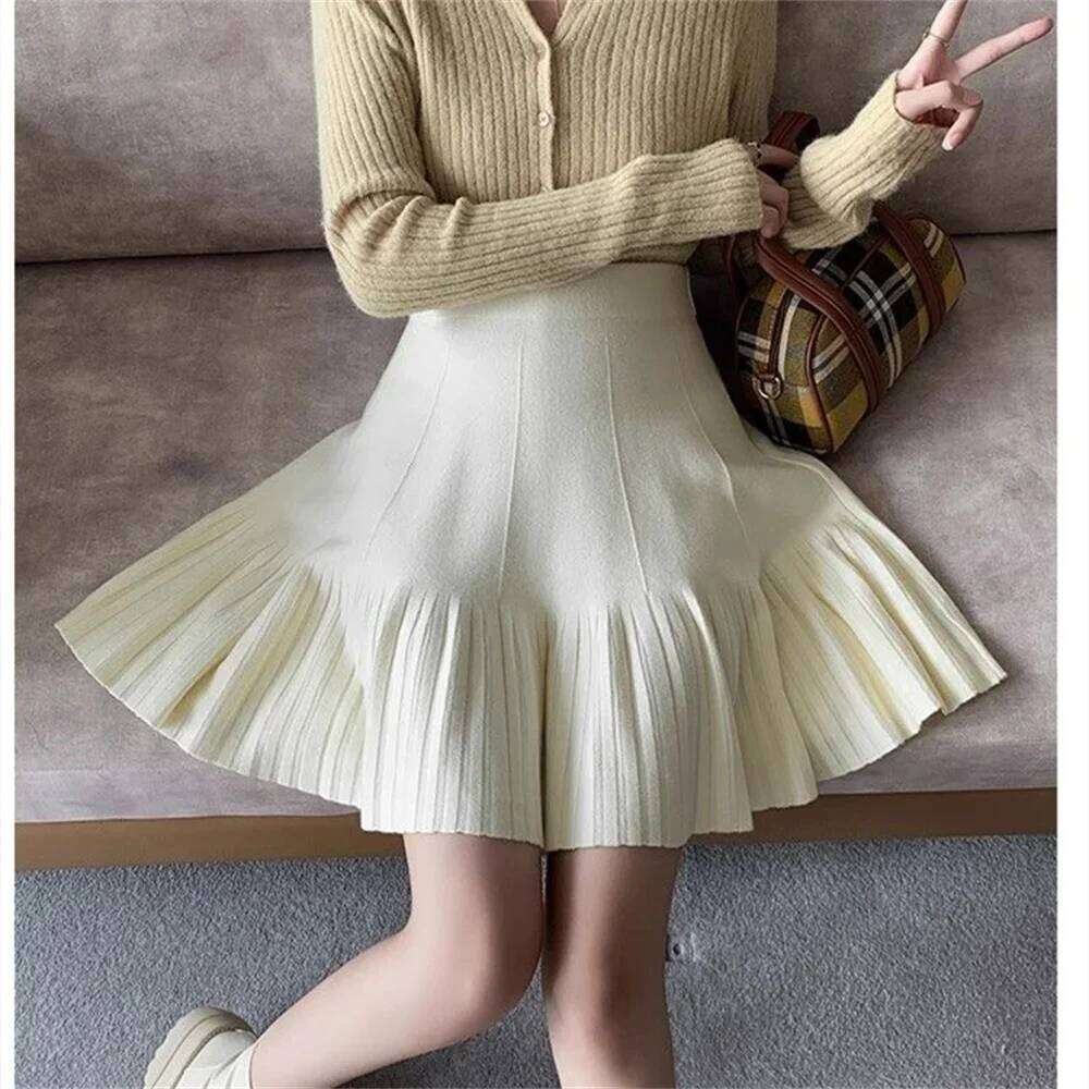 Spring Autumn High Waisted A-line New Design Pleated Mini Skirts Solid Color Short Girls' Knitted Half Skirt Women's Z260314