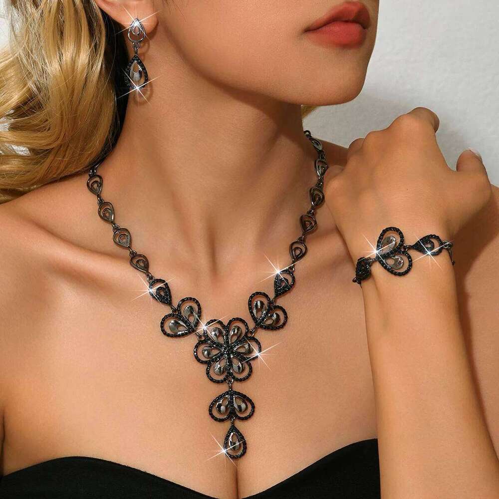 New European and American style jewelry wholesale original flower studded diamond wedding necklace three piece set for women Z260313