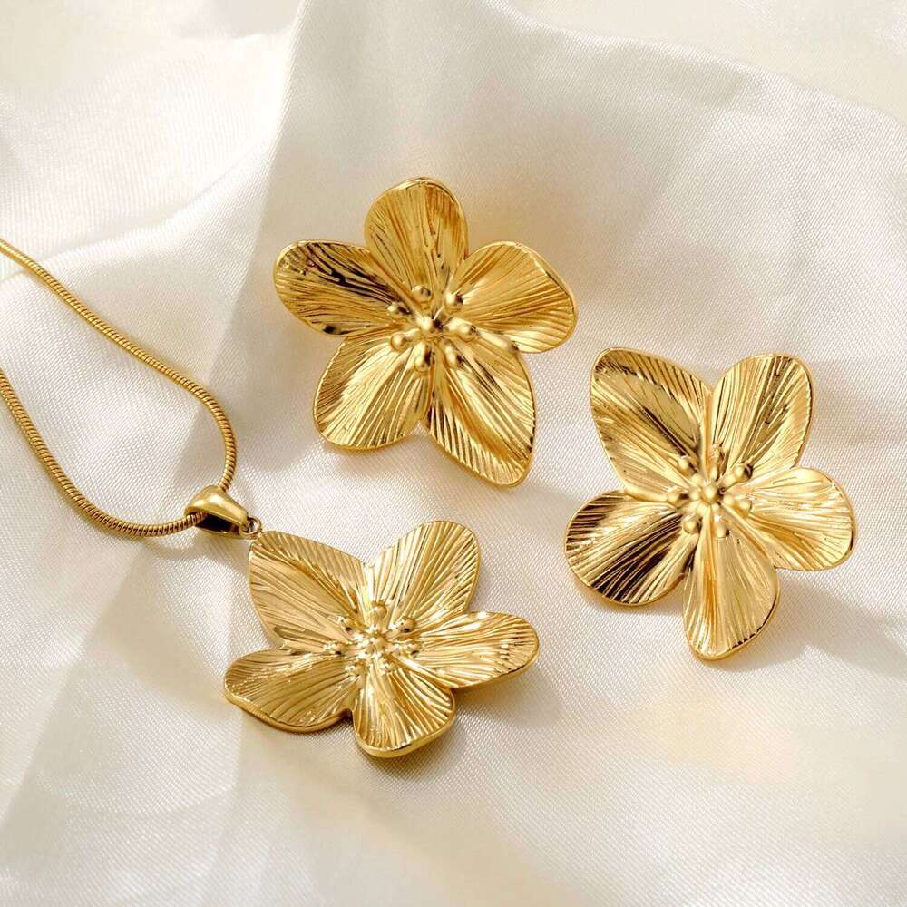 LUXUKISSKIDS 2PC Women's Fashion Trendy Stainless Steel Flower Earrings Necklace Set Gold-Plated Jewellry Party Dressing Gifts Z260313