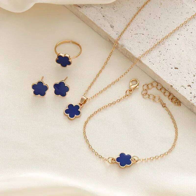 Lucky Five-petal Flower Clover Earrings Necklace Ring Bracelet Four-piece Set for Woman Fashionable Accessories Party Jewelry Z260313