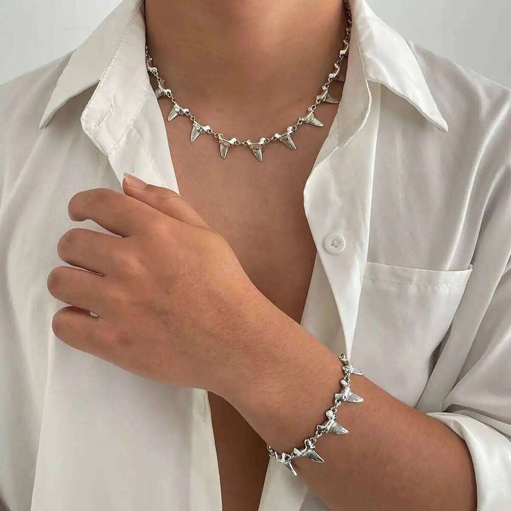 KunJoe Punk Smooth Rivet Spike Choker Necklace Bracelet Jewelry Set for Men Trendy Irregular Geometry Short Collar Chain New Z260313