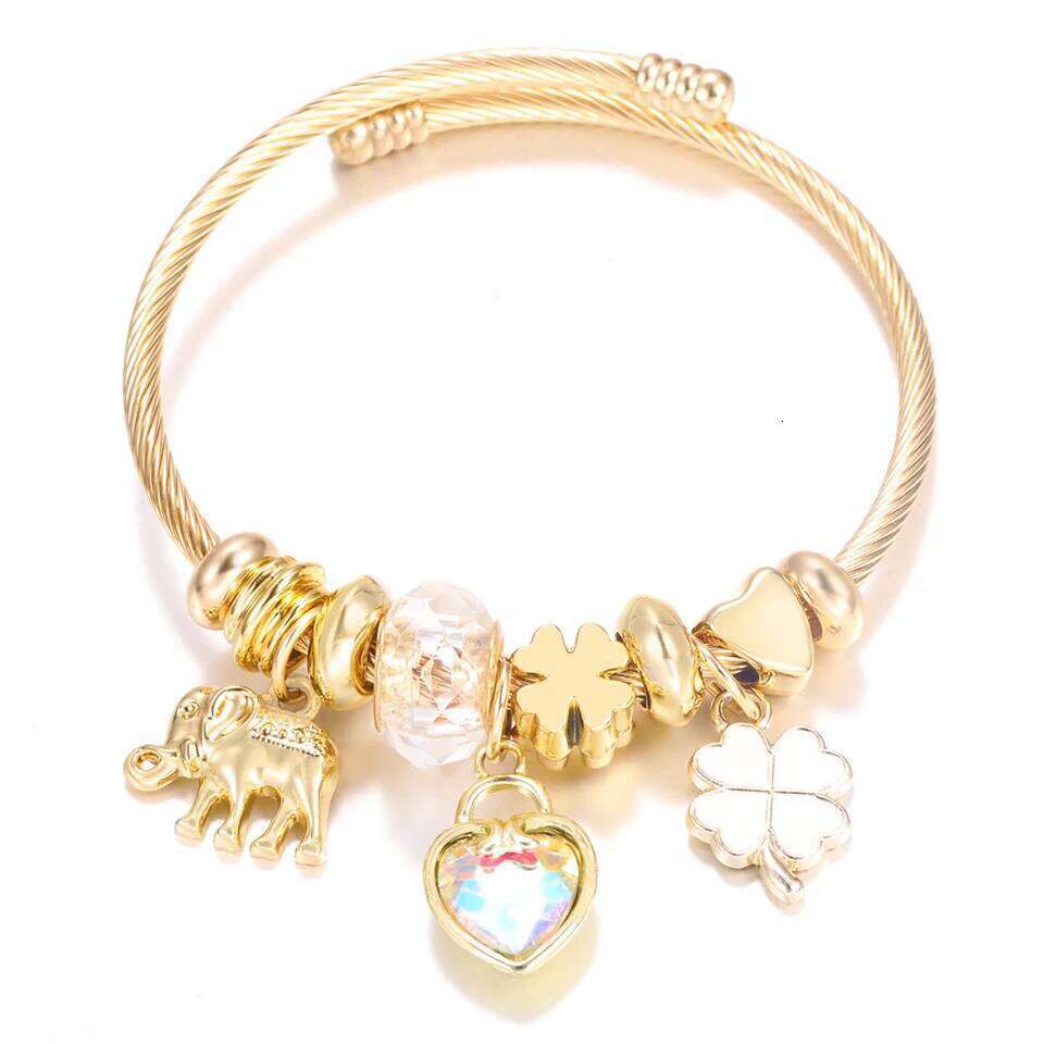 New Trendy 4 Colors Heart Shape Painted Pendant Closure Beaded Golden Stainless Steel Women Bracelet 2025 Charm Jewelry Z260313