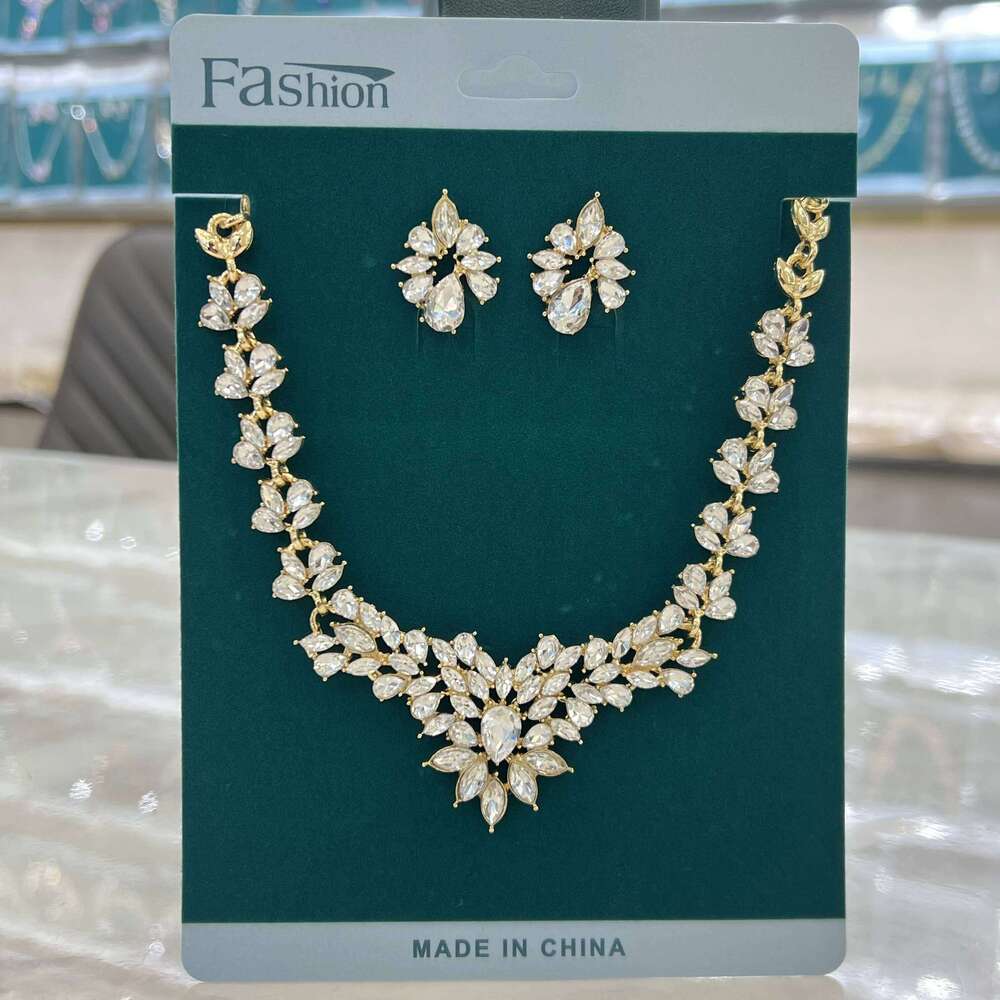 Cross border new bride two-piece with simple flower crystal necklace and earring set wholesale by female manufacturer Z260313