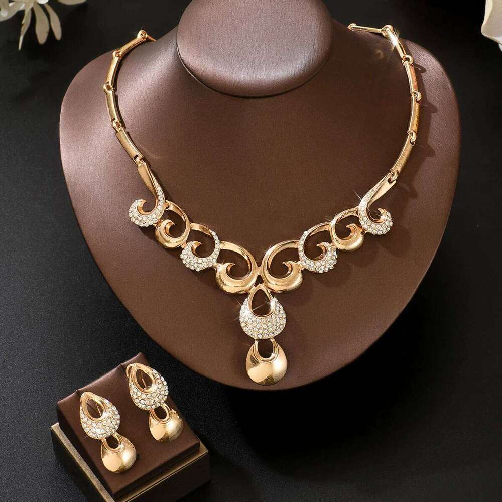Noble and generous diamond studded super sparkling exquisite heavy industry chic earrings necklace two-piece set Z260313