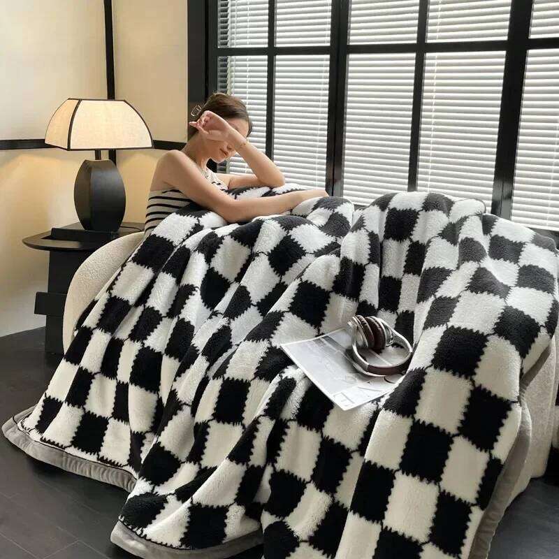 Winter A Grade Plaid Coral Fleece Soft Warm Thick Bed Blankets Plush Sofa Blanket Bedding Sheet Home Office Supplies
