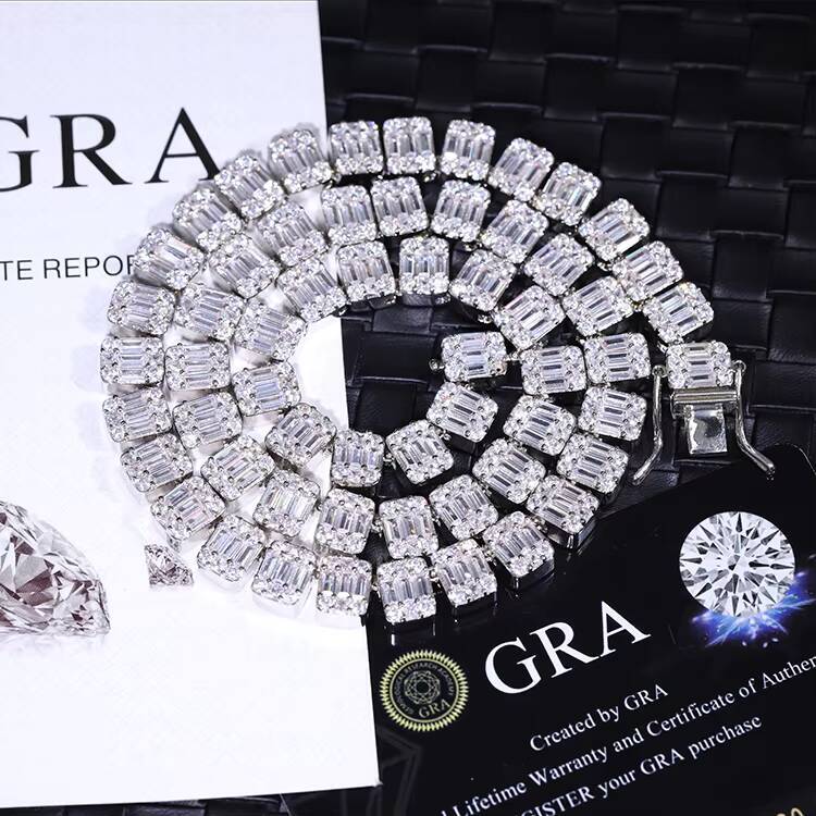 Fashion Design 925 Silver 8mm Wide GRA Baguettes Moissanite Diamond Iced Out Necklace Cuban Link Chain for Hiphop Rapper Life