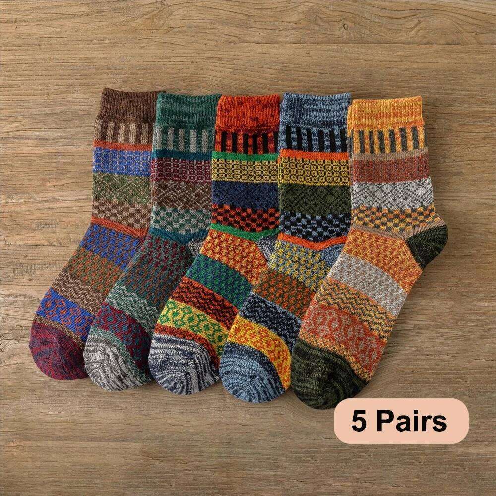 5Pairs/lot New Witner Men Women Lover Thick Warm Socks Vintage Sock Colorful Gift Free size EUR 37-43 Z260314