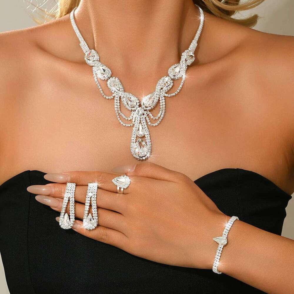 Versatile super sparkling diamond necklace earrings bracelet ring four piece set bride wedding dress banquet accessories Z260313