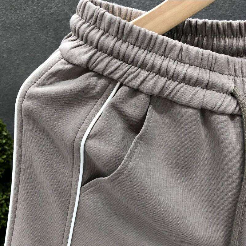 Men's Sports Simple Trendy Contrasting Stripes Versatile Casual Five-point Pants Loose Vintage Sweat Absorption Shorts Z260314