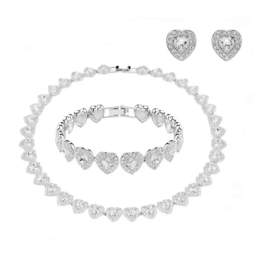 2025 New Hot Selling High-end Design Necklace Pendant Earrings Bracelet Jewelry Set Luxurious and Elegant Banquet Preferred Z260313