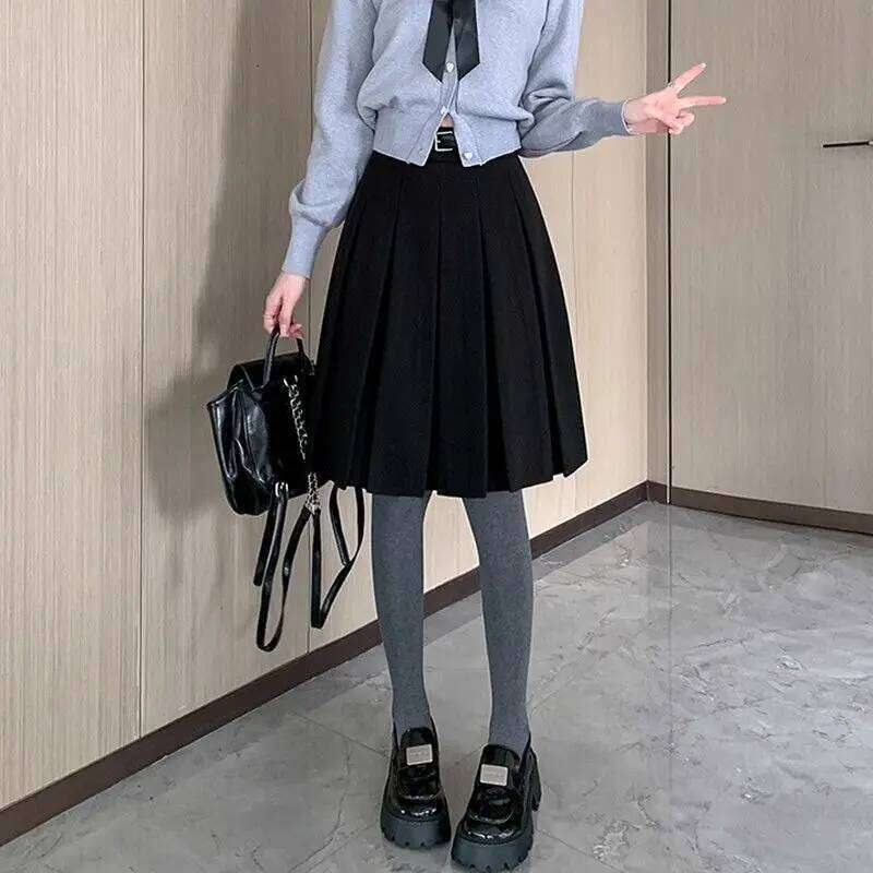 College Style Pleated for Women in Autumn and Winter 2025 New High Waisted A-line Mid Length Skirt with Woolen Knees Z260314