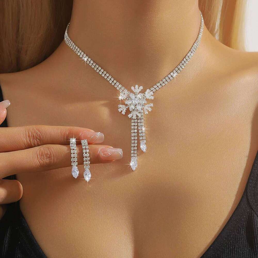 3PC Women's Fashion Copper Inlaid Claw Chain Rhinestone Snowflake Necklace Earring Set Suitable for Wedding, Party, Festival Gif Z260313
