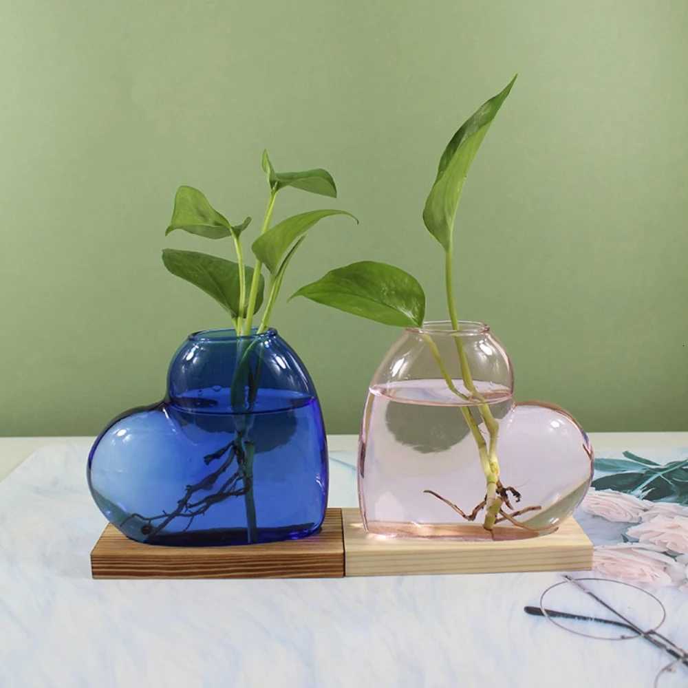 Colorful Love Shaped Glass Vase with Wooden Hydroponic Flower Plants Vase Desktop Ornament Living Room Office Decoration Y260314