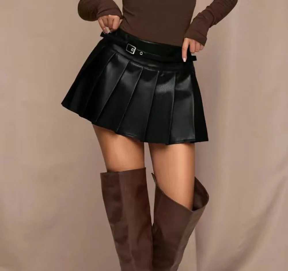 Fashion PU Leather High Waist Pleated Skirts Women 2026 Brown Black Belt Prevent Exposure Bottoms Streetwear All Match Skirts M260314