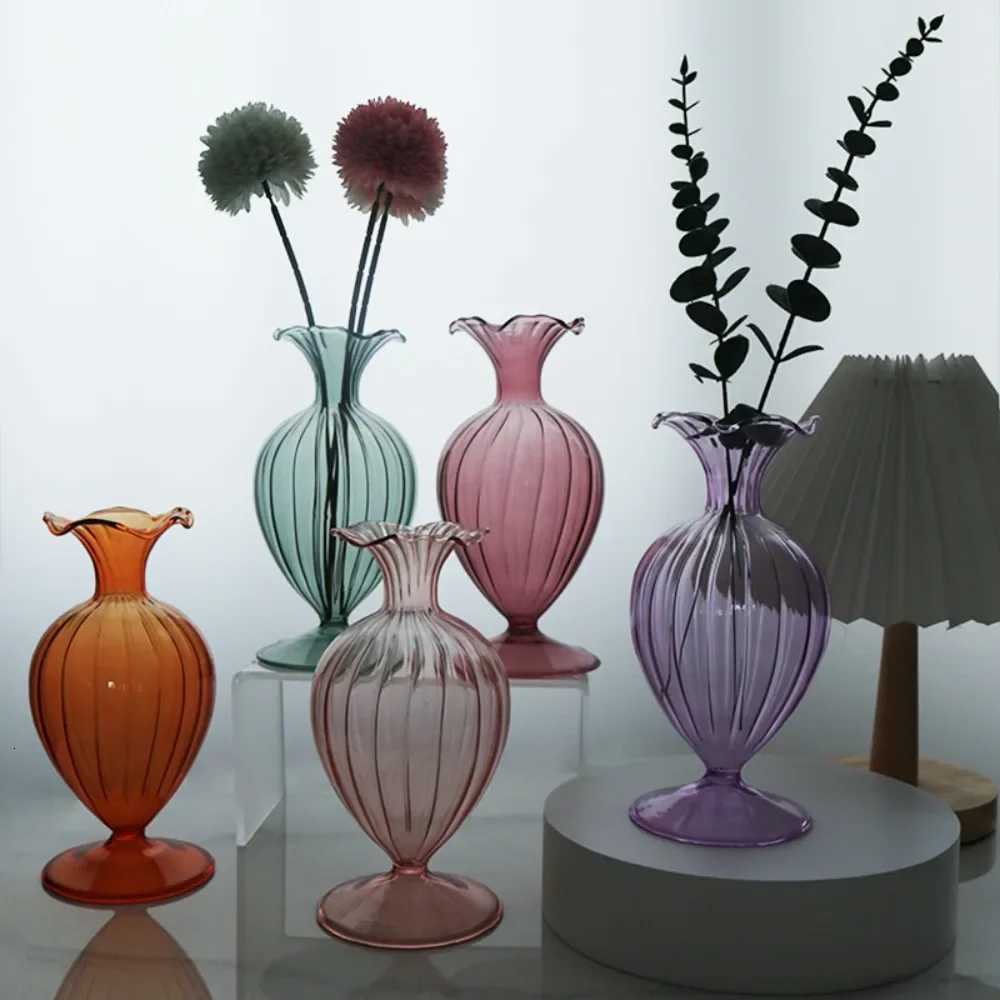 Simplicity Creative Small Glass Vase Vintage Vertical Pattern Vase Flowers Hydroponic Arrangement Room Desktop Decoration Y260314