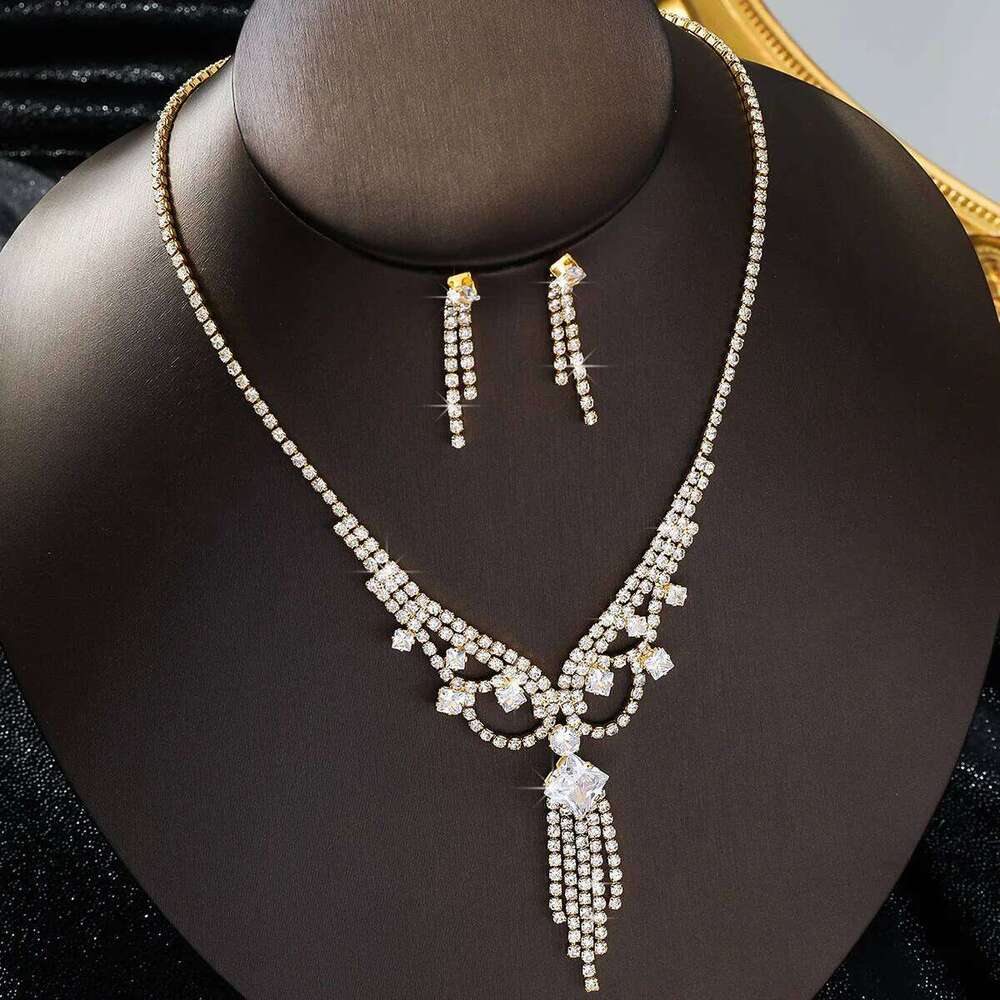 3PC Women's Fashion Hollow Design Tassel Necklace Earrings Jewelry Set Wedding Banquet Party Holiday Gift Z260313