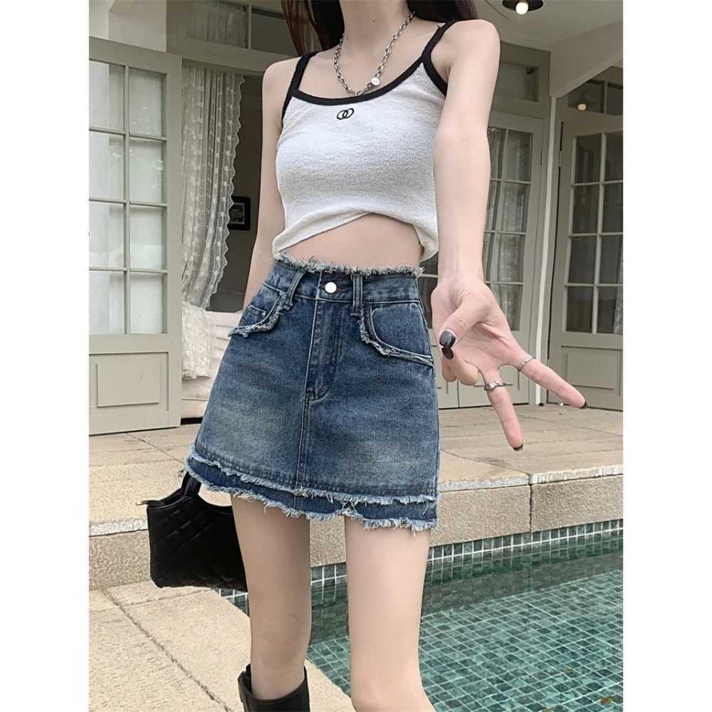 Womens American rETRO denim shorts summer fringed THin style spicy wrapped hip skirt A-line short casual wide leg pants M260314