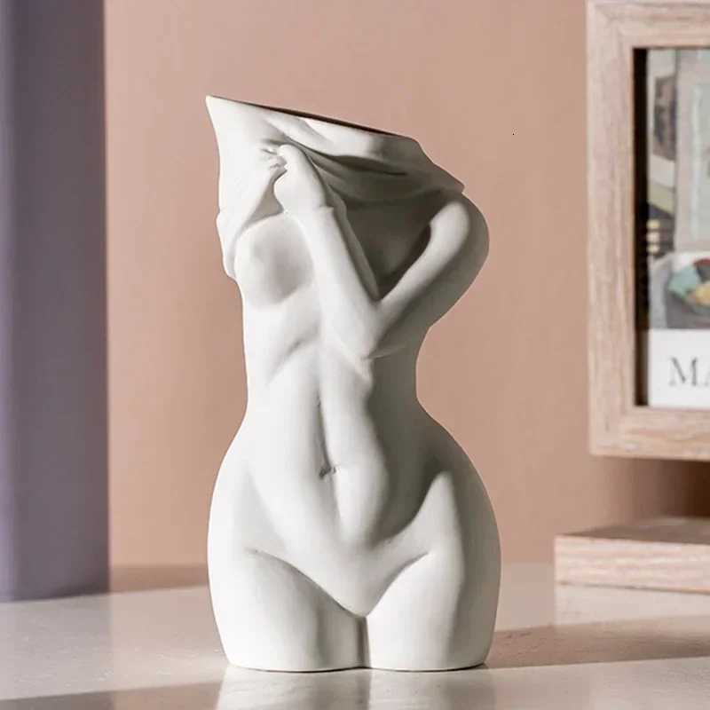 Body vase feminine form female body flower vase cute bud vase body vase modern chic decorative flowers bohemian home feminist Y260314