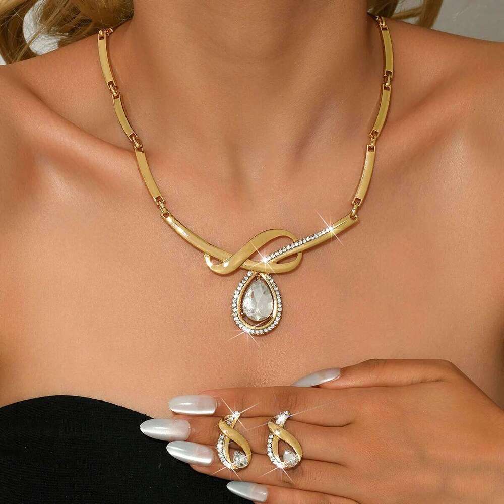 Foreign trade source fashionable and personalized alloy necklace earrings two-piece set jewelry dinner accessories Z260313