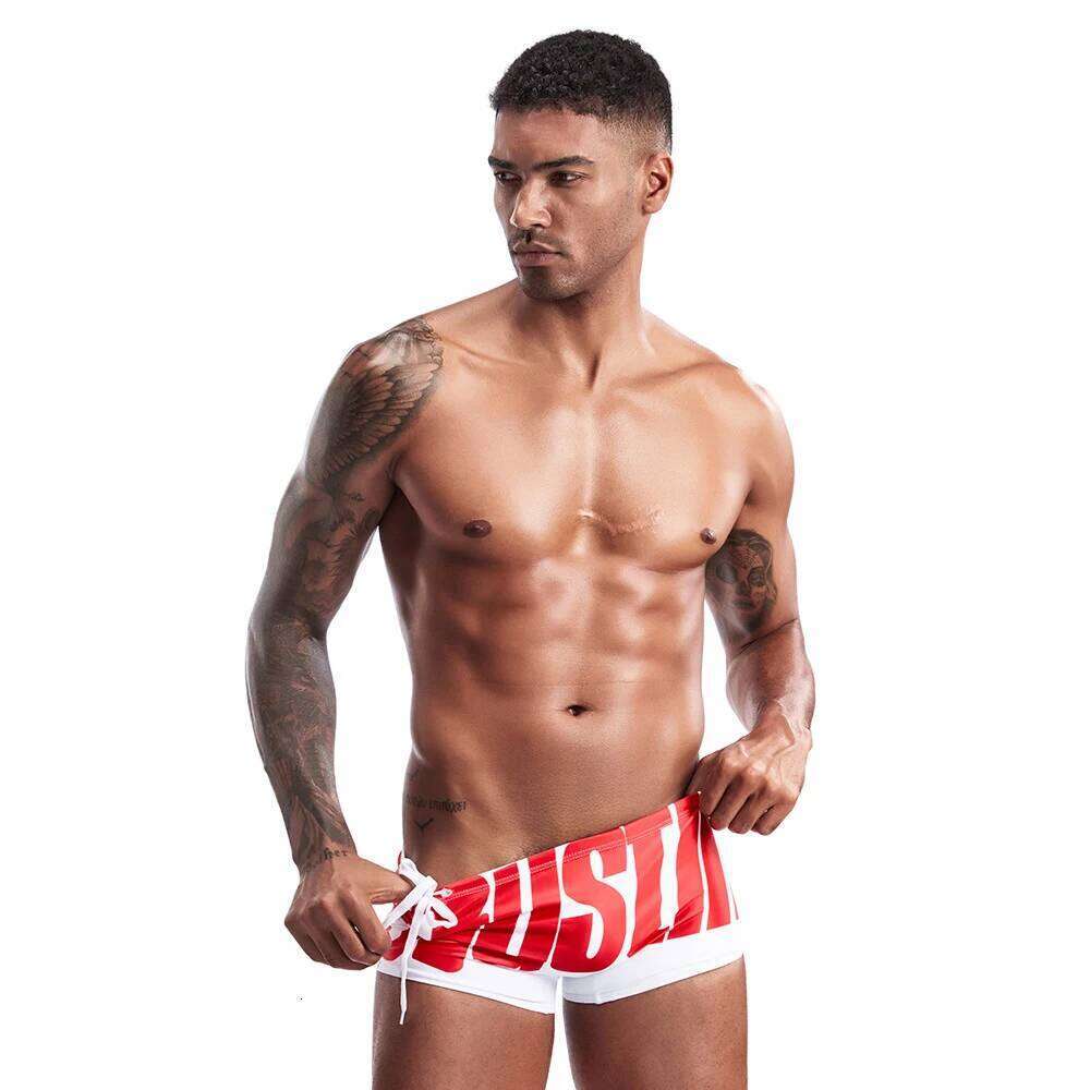 Men's Printed Trunks New Style Swimsuit Holiday Swimwear Men Drawstring Fake Swimming Square Shorts Z260314