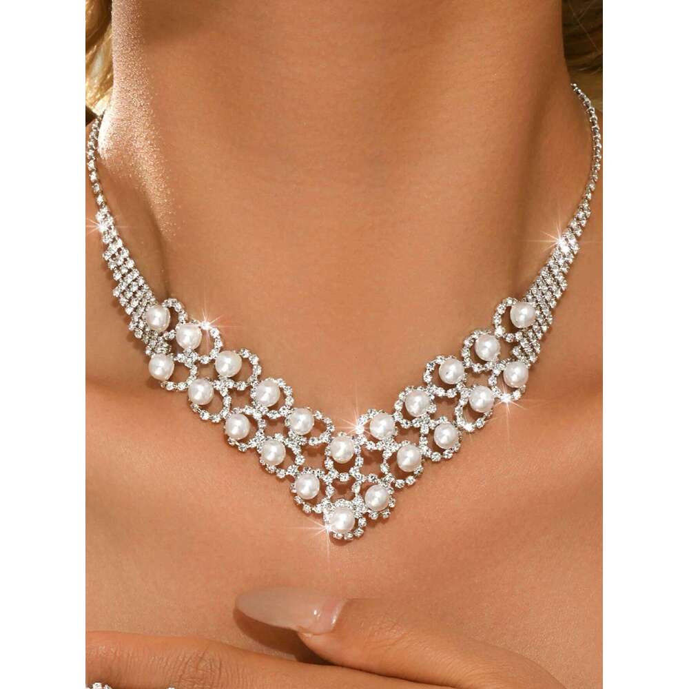 Wholesale of cross-border butterfly luxury necklaces, earrings, wedding dresses, versatile accessories for Europe and America Z260313