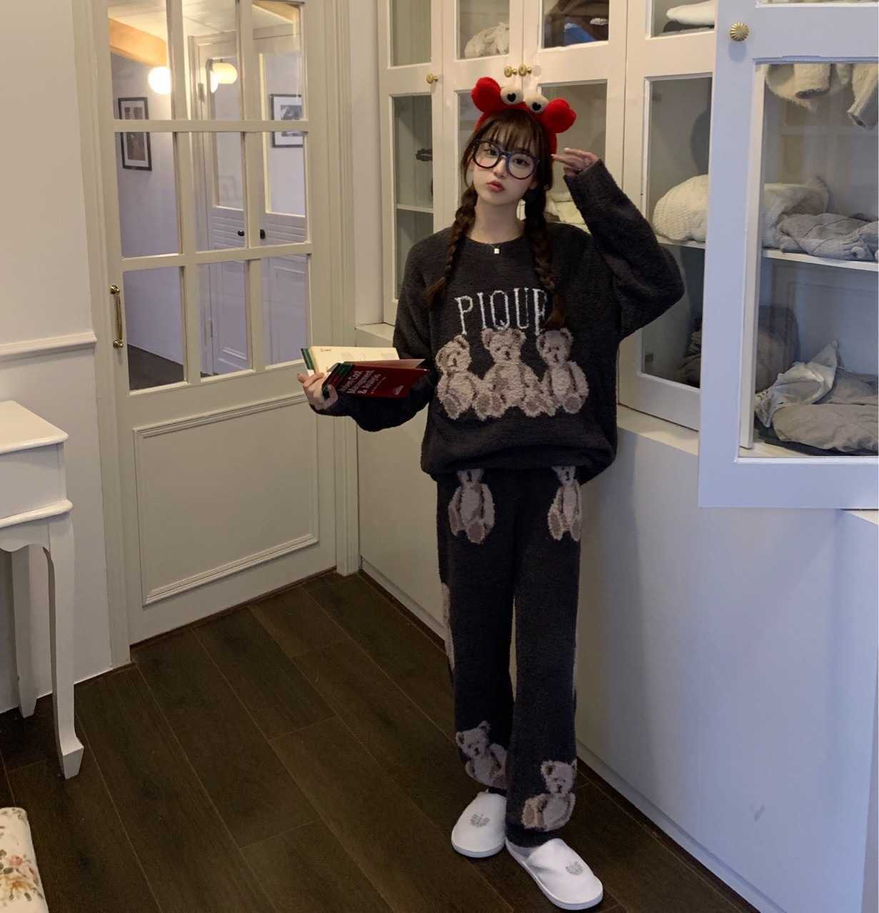 Women's Sleep New autumn and winter thickened jacquard, cute three bears, soft and fluffy home wear, long sleeves, long pants, pajamas set Q26031