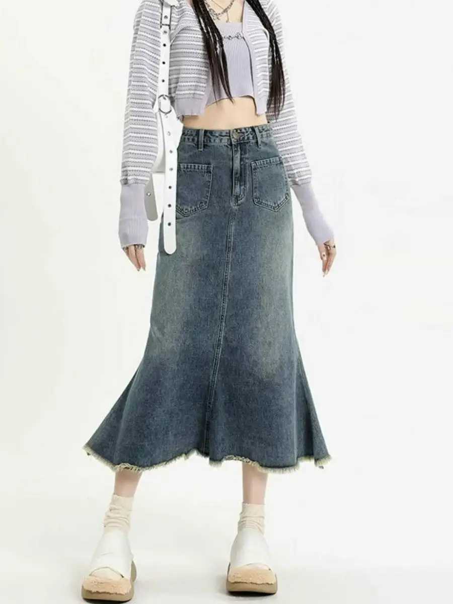 Womens Tailored Denim Skirt High Waist Midi A-Line Skirts with Frayed Hem Loose Hips Covering Body f-length Jeans Skirt M260314