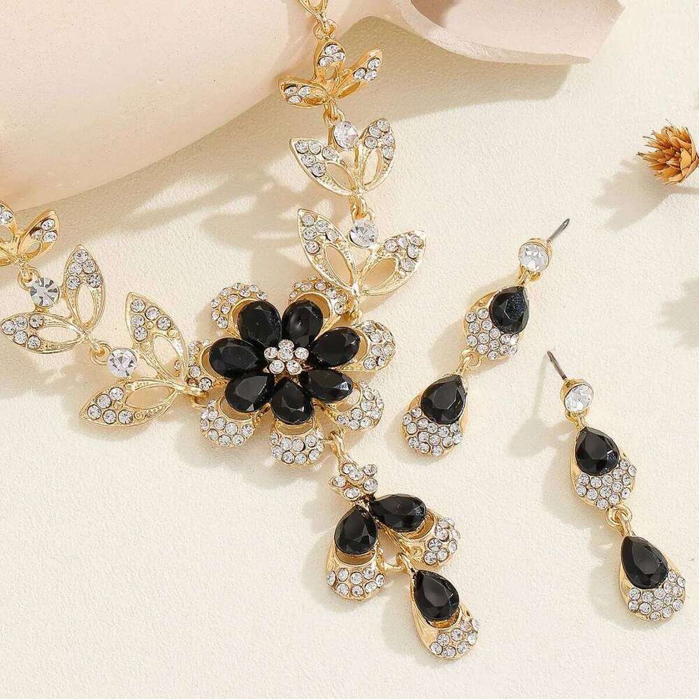 3PCS Elegant Flower Shape Black Zircon Necklace Earrings Jewelry Set Fashion Banquet Accessories For Women Gift Z260313