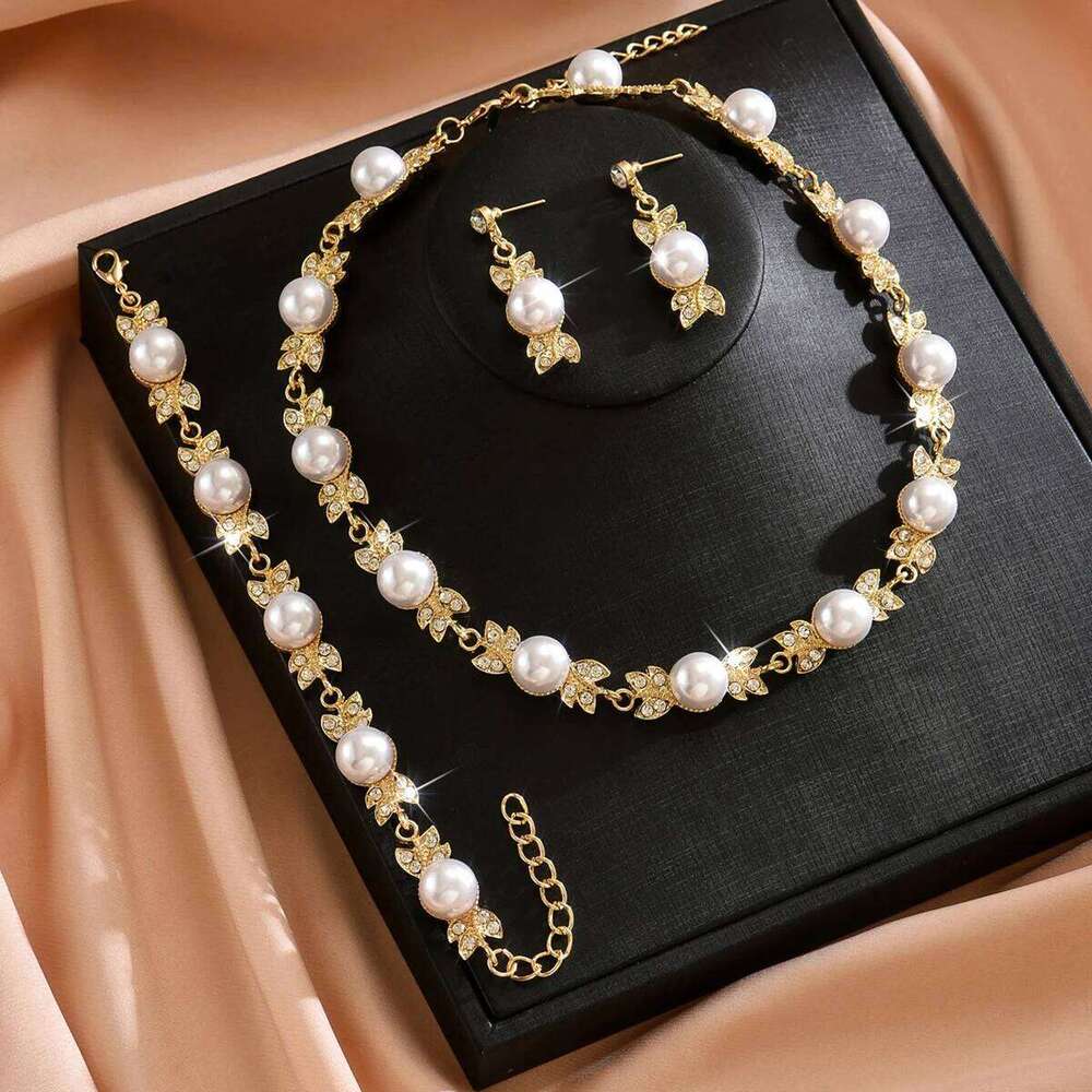 Cross border dress jewelry pearl three piece for European and American brides, retro high-end design set Z260313