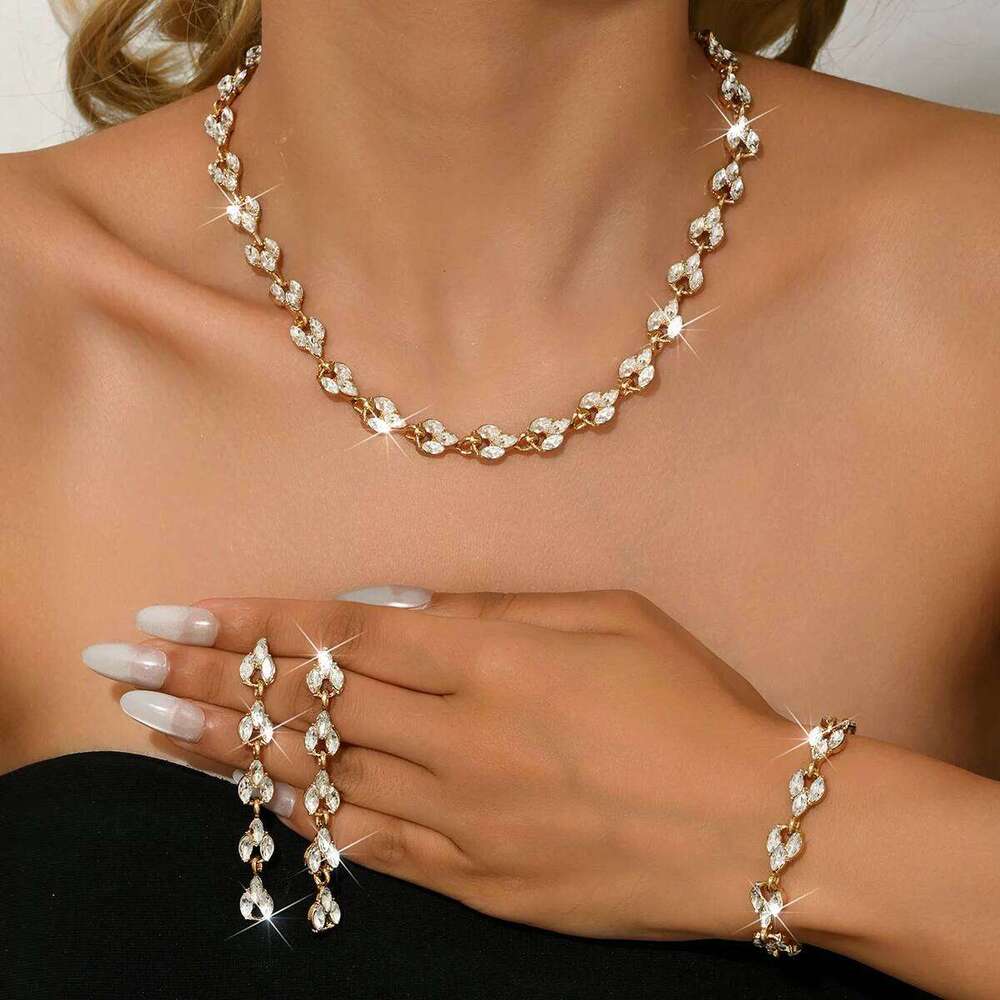 Cross border popular exquisite set of crystal jewelry inlaid with women's wedding evening dress accessories in Europe and Americ Z260313