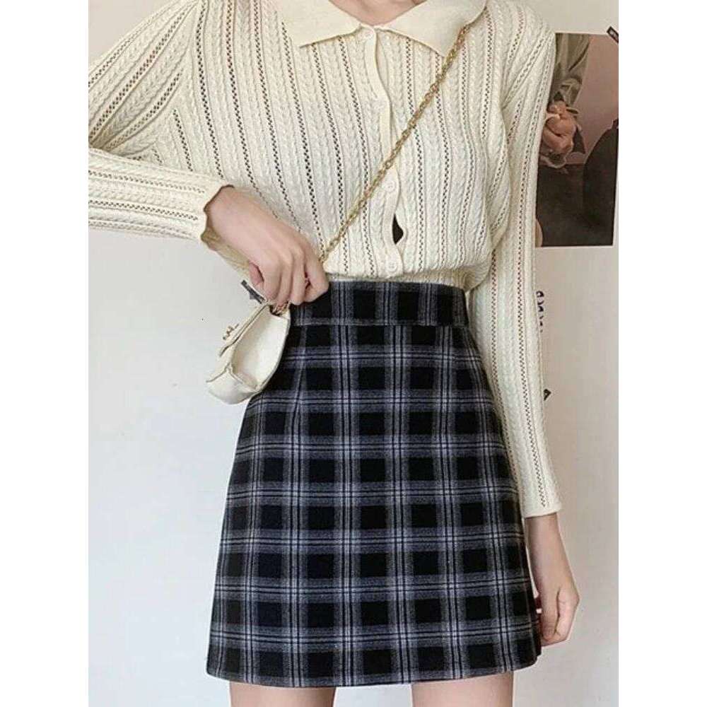 Casual Plaid Mini Skirts Women High Waist Sweet Girls Style Students Cloths A-line Autumn Fashion Korean Version Simple Soft Z260314