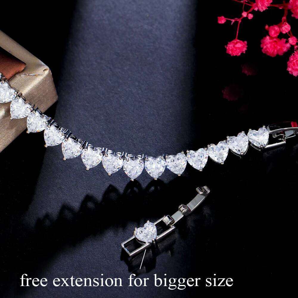 CWWZircons Chic Love Heart Shape Cubic Zirconia Stone Wedding Engagement Tennis Bracelet for Women Classic CZ Jewelry Gift CB293 Z260313