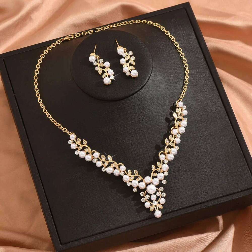 Vintage Pearl Rhinestone Necklace Earrings Set Women's V-Neck Floral Jewelry for Wedding Party Bridal Prom Dress Accessory Gift Z260313