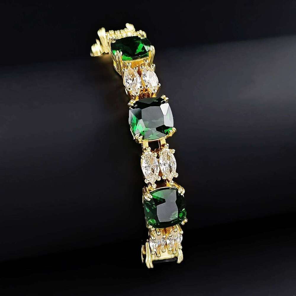 2024 New Green Color Princess Bracelet Bangle for Women Anniversary Gift Jewelry Wholesale S7985 Z260313