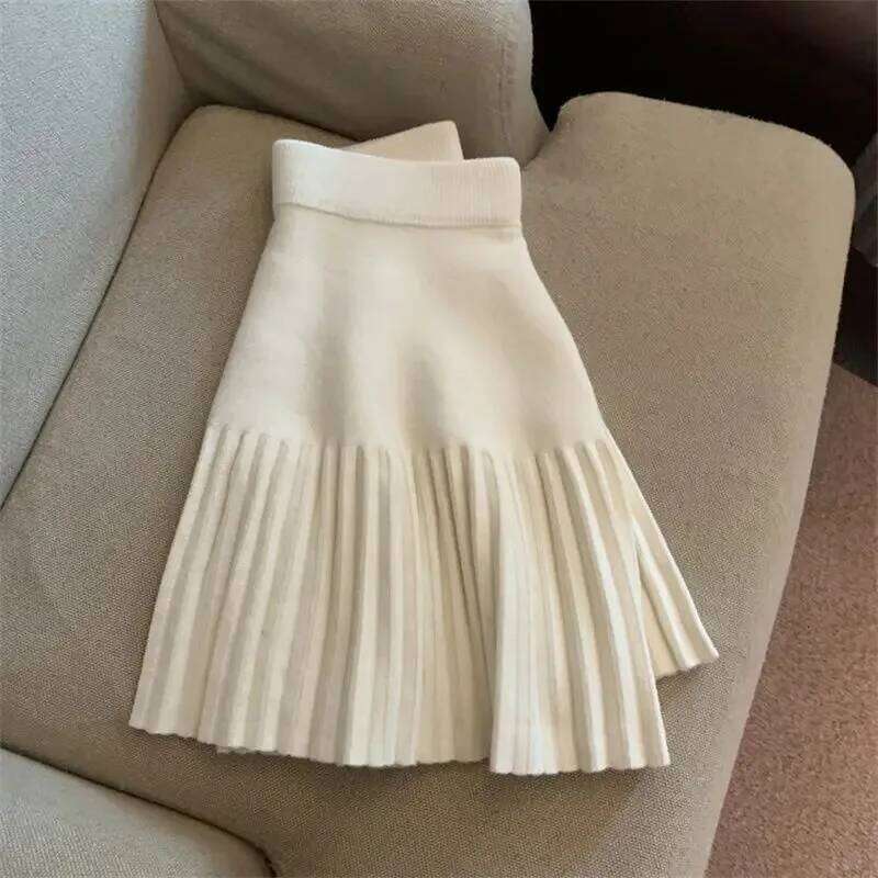 Women's Knitted Pleated Mini Skirt High Waist Loose Fitting Slimming A- Line Autumn Winter New Style Spring Trendy Z260314