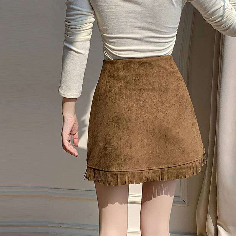 American Retro Asymmetry Suede Short Tassels Autumn Winter Vintage Bohemian A-Line Skirt With Rivet Z260314