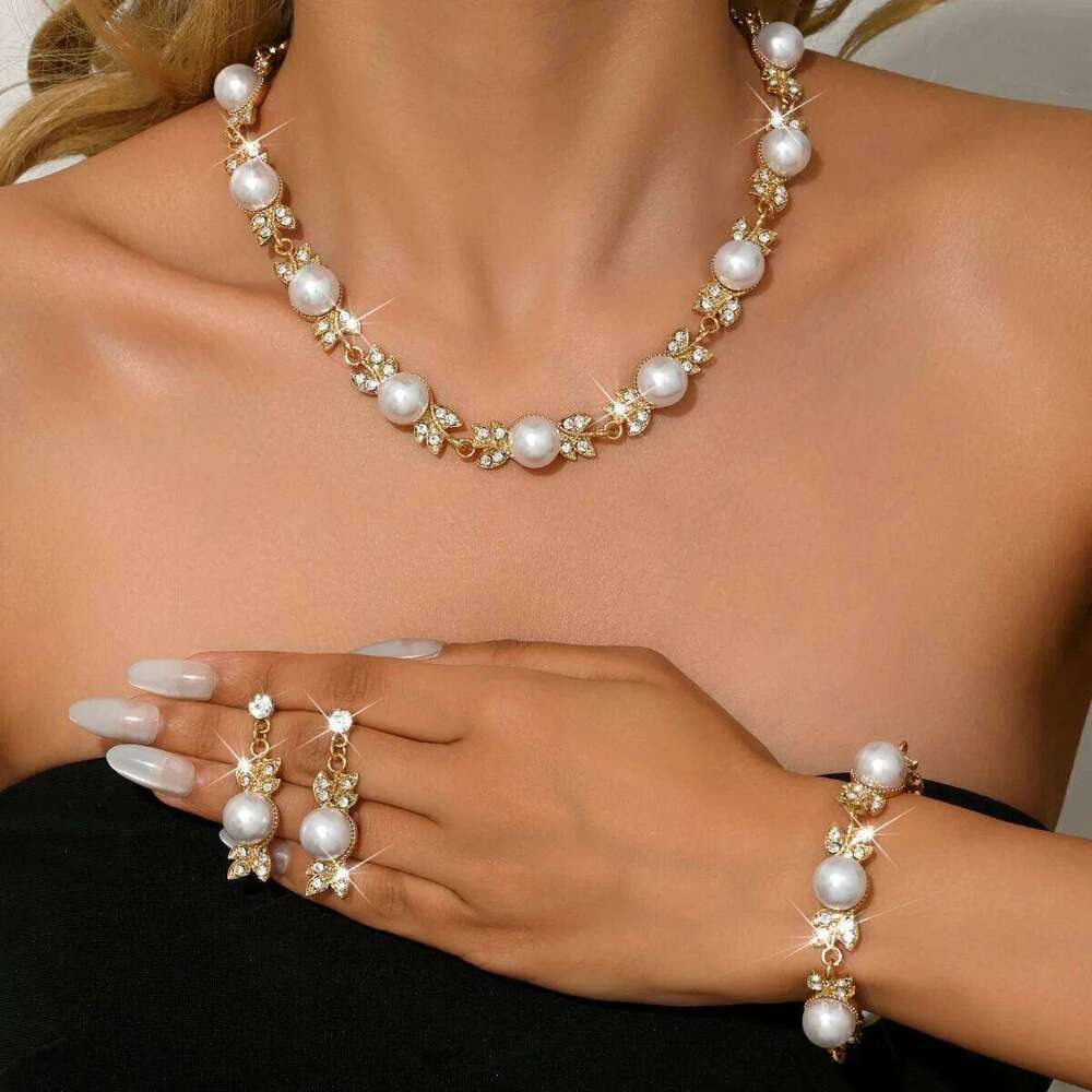 Cross border dress jewelry pearl three piece for European and American brides, retro high-end design set Z260313