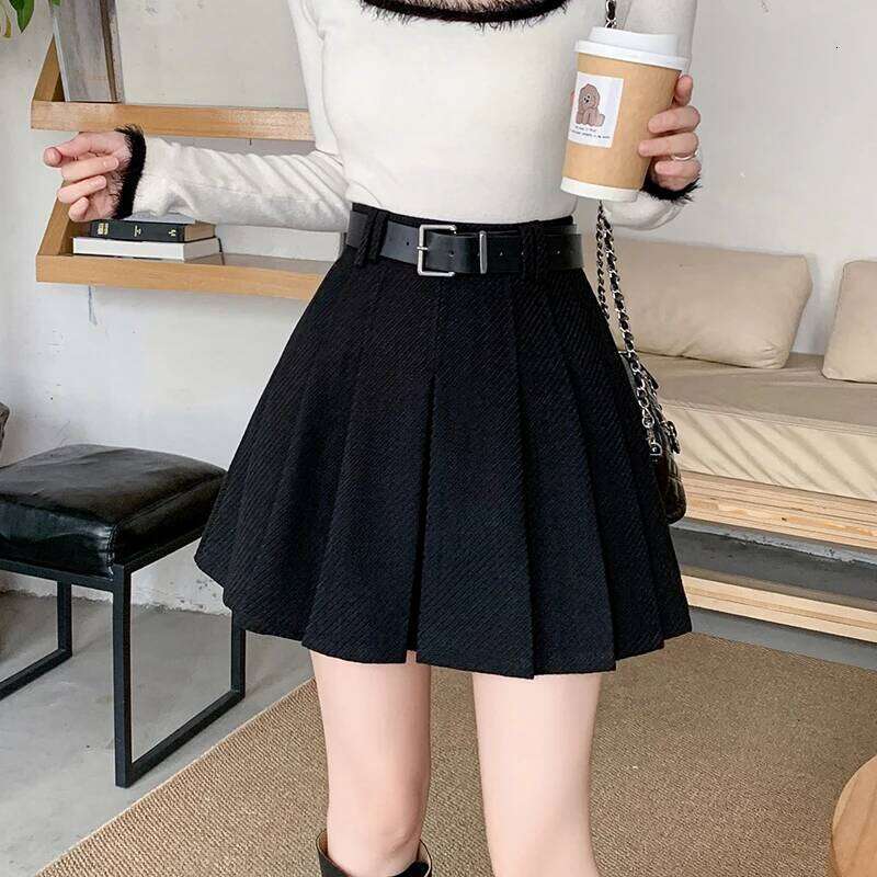 Vintage Winter Pleated Mini Women Streetwear High Waist Woolen Cute Skater Skirts With Shorts Belt Grey Black Skirt Woman Z260314