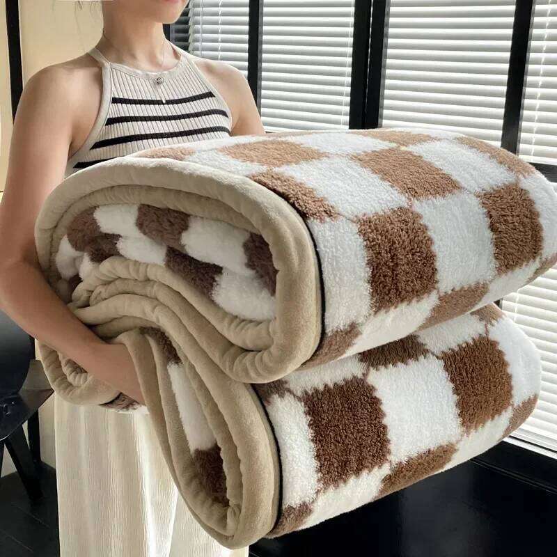 Winter A Grade Plaid Coral Fleece Soft Warm Thick Bed Blankets Plush Sofa Blanket Bedding Sheet Home Office Supplies