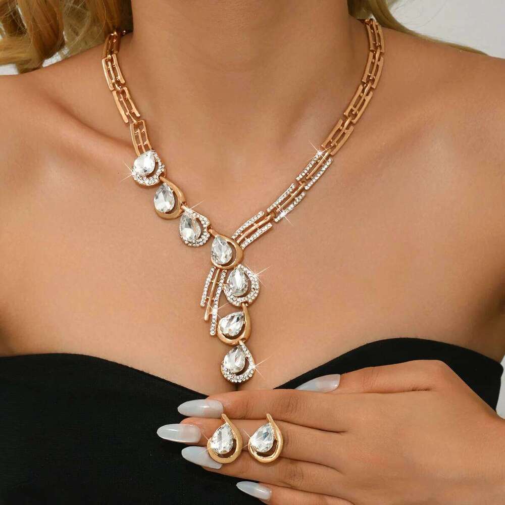 Elegant cross-border e-commerce new product INS high-end heavy industry earrings necklace two-piece set Z260313